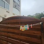 Grand Studio Renove Avec Terrasse Et Clim !