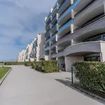 Sea-Facing Apartment For 4 People