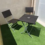 Studio Independant 17M2