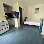 Studio 200M A Pied De La Mer