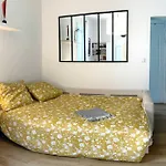 Beautiful Cozy Studio Of 23M In Marseille