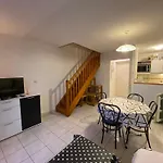Appartement Duplex Calme, Proche Plage Et Centre A Fouras - Fr-1-709-78