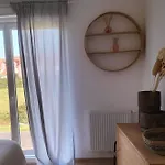 Beautiful Apartment With Garden