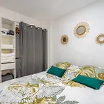 Appartement Tout Equipe En Bord De Mer Plage Des Catalans