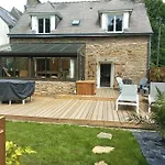 Maison Chaleureuse En Bord De Mer
