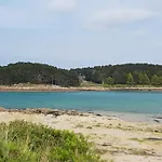 Les Menhirs