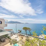 Exceptional Apartment With Ac And Sea View