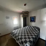 Chalet Spacieux Et Confortable A 250M De La Plage Avec Wifi Et Terrasse A Gruissan - Fr-1-784-29