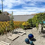 Jolie Maison Au Calme Avec Piscine