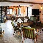 Chalet Petit Pierre Les Gets - Mountain Voyages