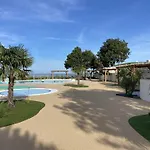 Mobil-Home 3 Chambres Proche Plage A Fouras, Ideal 6 Pers., Equipement Complet, Calme Assure. - Fr-1-709-68