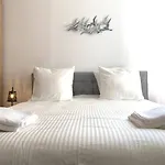 L'Escapade - Superbe Appartement, Proche Morny