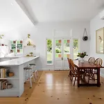 Chalet Victoria Villa - Luxury Mountain Retreat