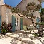 Beautiful Home In Marignane With Wifi