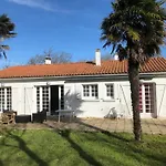 Villa Bord De Mer Avec Piscine