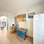 Agreable Maison De Village A Deux Pas De La Plage 4Gsa12
