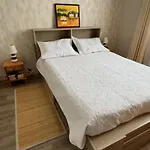 100M Plage, Foret, Balcon, Parking