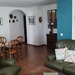 Villa Tout Confort Avec Piscine