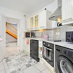 Duplex Design, Calme, Au Vallon Des Auffes, Bord De Mer