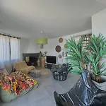 Rare Appartement En Front De Mer 4Blion65