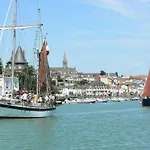Bord De Mer, Rez-De-Terrasse Pour 4, Pornic