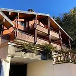 Duplex Renove Avec Balcon Et Garage A La Clusaz - Fr-1-459-45