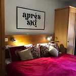 Chalet Alouette, 3 Bed, Arc 1950