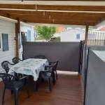 Mobil Home Camping 3 Etoiles Les Ollivaud