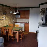 Residence Le Rami, Appartement 5 Personnes Ski Au Pied