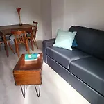 Beau Studio A 2Mn De La Mer Et Avec Jardin