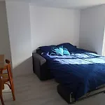 Beau Studio A 2Mn De La Mer Et Avec Jardin