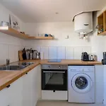 Un Balcon En Ville, Appartement 4 Pers Renove