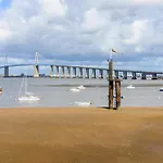 Appart Avec Terrasse Et Vue Mer - 30M De La Plage
