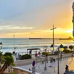 Centre Les Sables - Jet D'Eau - T2 Presidents