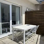 Appartement Mansarde Avec Terrasse A 100M De La Plage St-Guirec, Ploumanac'H - Fr-1-368-161
