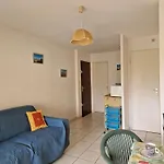 Appartement Avec Piscine Et Parking, Proche Des Commerces - Fr-1-387-189
