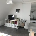 Triplex A 100M De La Plage