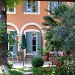 Maison 3 Chambres Centre Ville, Jardin Et Bassin Privatifs