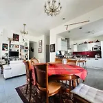 Grand T3 Bis Chaleureux Avec Terrasse, Ascenseur Et Parking Gratuit, A Deux Pas De La Place Castellane - Fr-1-309-151