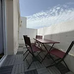 Appartement 2 Pieces Avec Piscine, Terrasse Et Parking, Pres De La Plage - La Rochelle - Fr-1-246-305