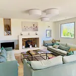 Mas Du Couvin, Maison D'Hotes En Camargue