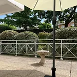 T2 Avec Terrasse Et Acces Direct Plage A Arcachon - Fr-1-374-228