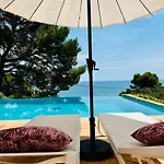 L'Equinoxe Vue Sur La Mer