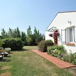 Gite Familial Avec Jardin Prive Et Barbecue Pres De La Barre-De-Monts - Fr-1-426-104