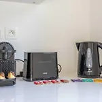 2 Bedroom Apartment With Balcony 10Th Arr