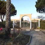 Maison Charmante A Vendres Avec Piscine Partagee