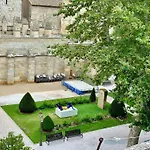 Tresors De La Cathedrale, Maison De Ville Sur 4 Niveaux