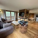 Chalet Rose