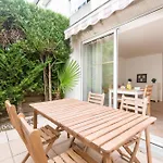 Studio Avec Terrasse En Centre-Ville De La Rochelle 3 Etoiles