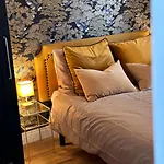 Appartement - Triangle D'Or - Vue Capucins